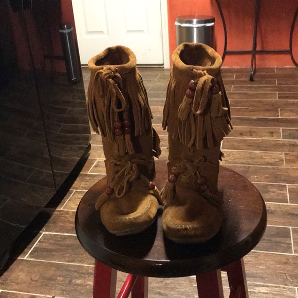 Minnetonka Shoes - Minnetonka.😍